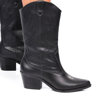 BOTA COUNTRY DI SANTINNI