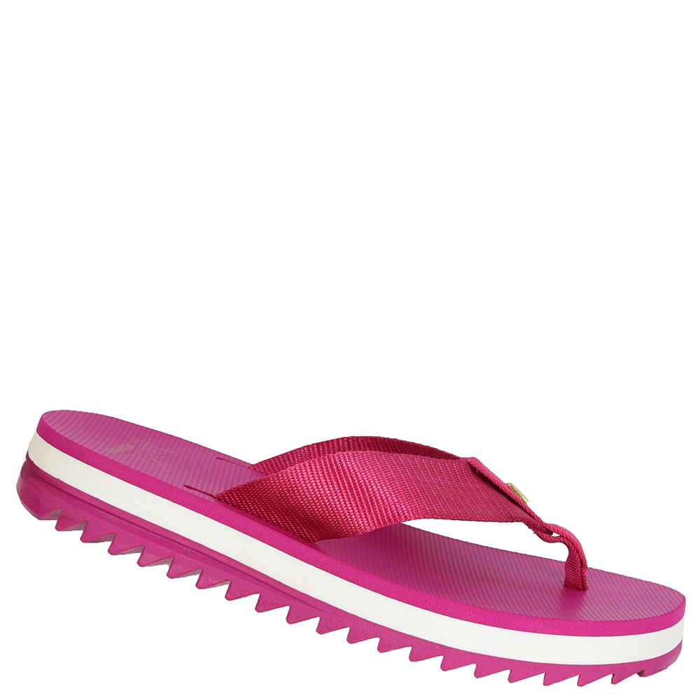 CHINELO KYRA ANITTA image number 2