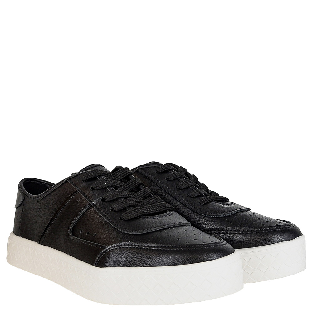 TENIS DETALHE VERNIZ MOLECA image number 1