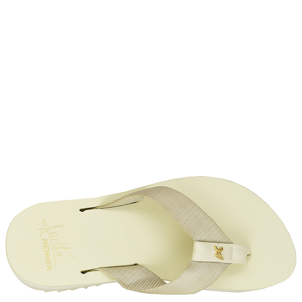 CHINELO KYRA ANITTA image number 1