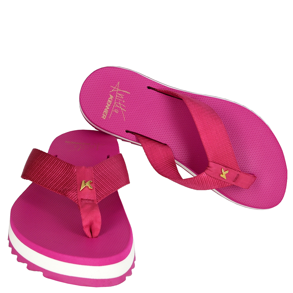 CHINELO KYRA ANITTA image number 4
