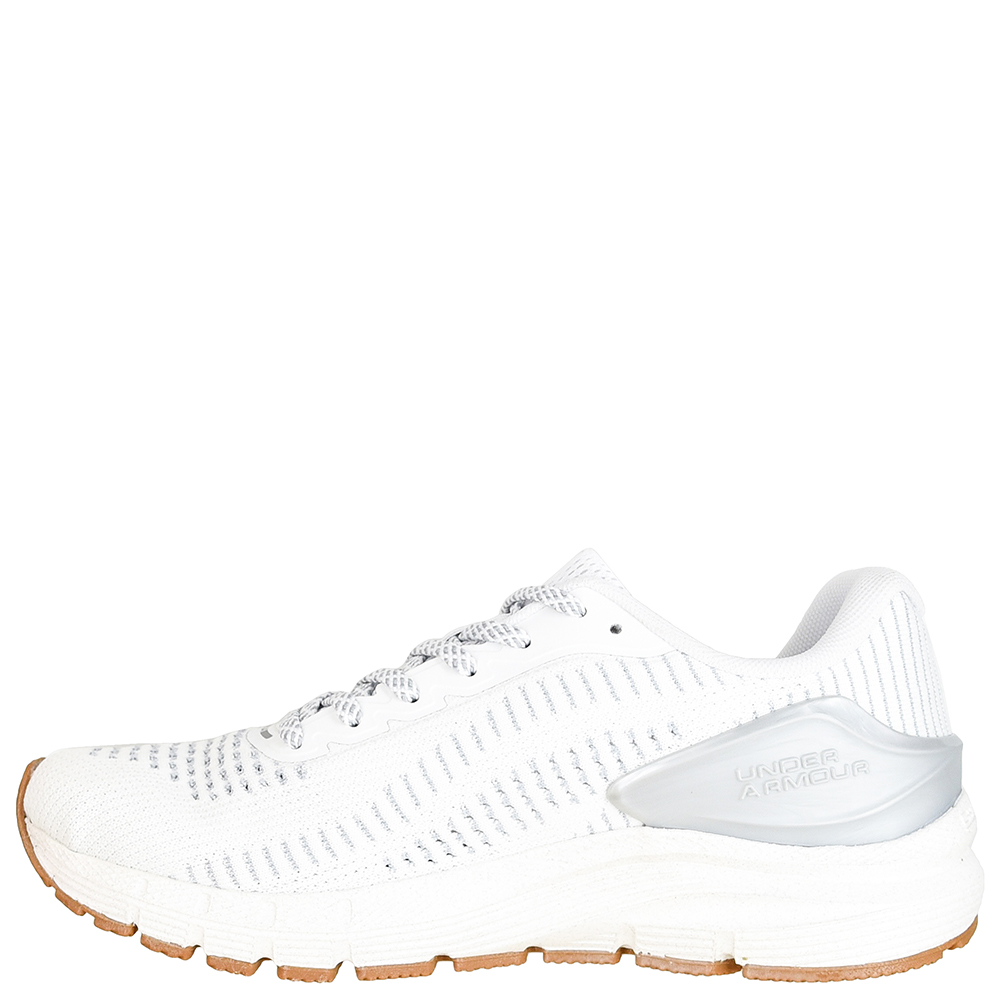 TENIS RUNNING UNDER ARMOUR CH. SKYLINE 3 image number 3