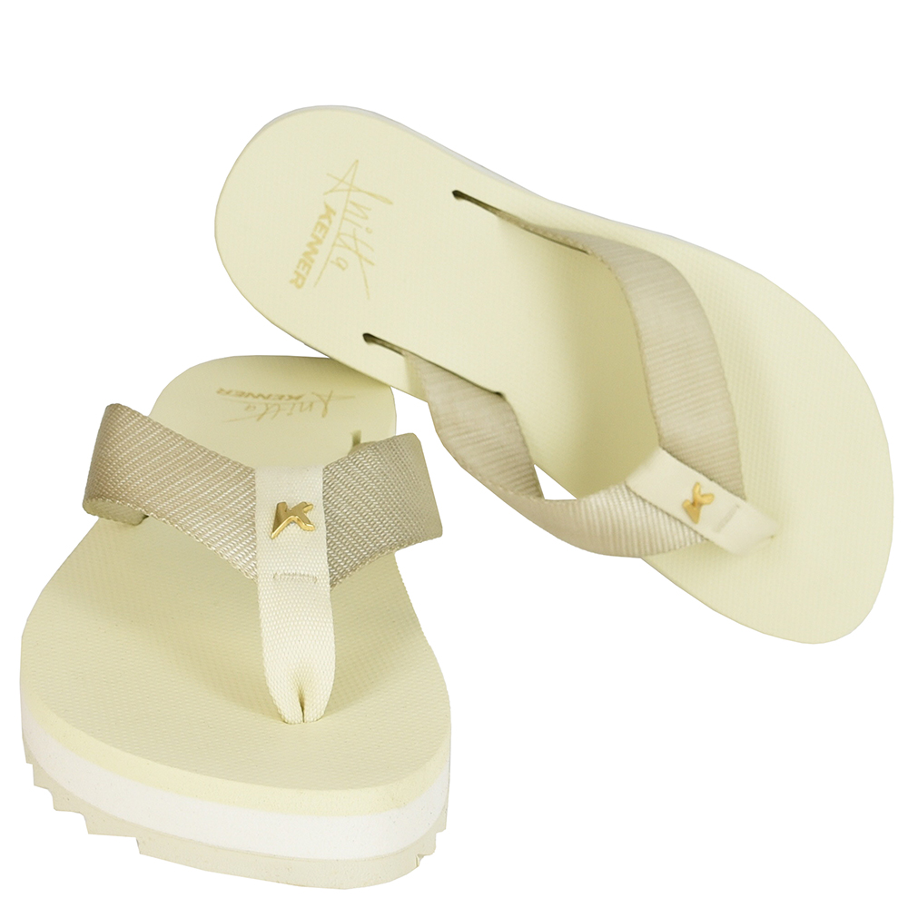 CHINELO KYRA ANITTA image number 4