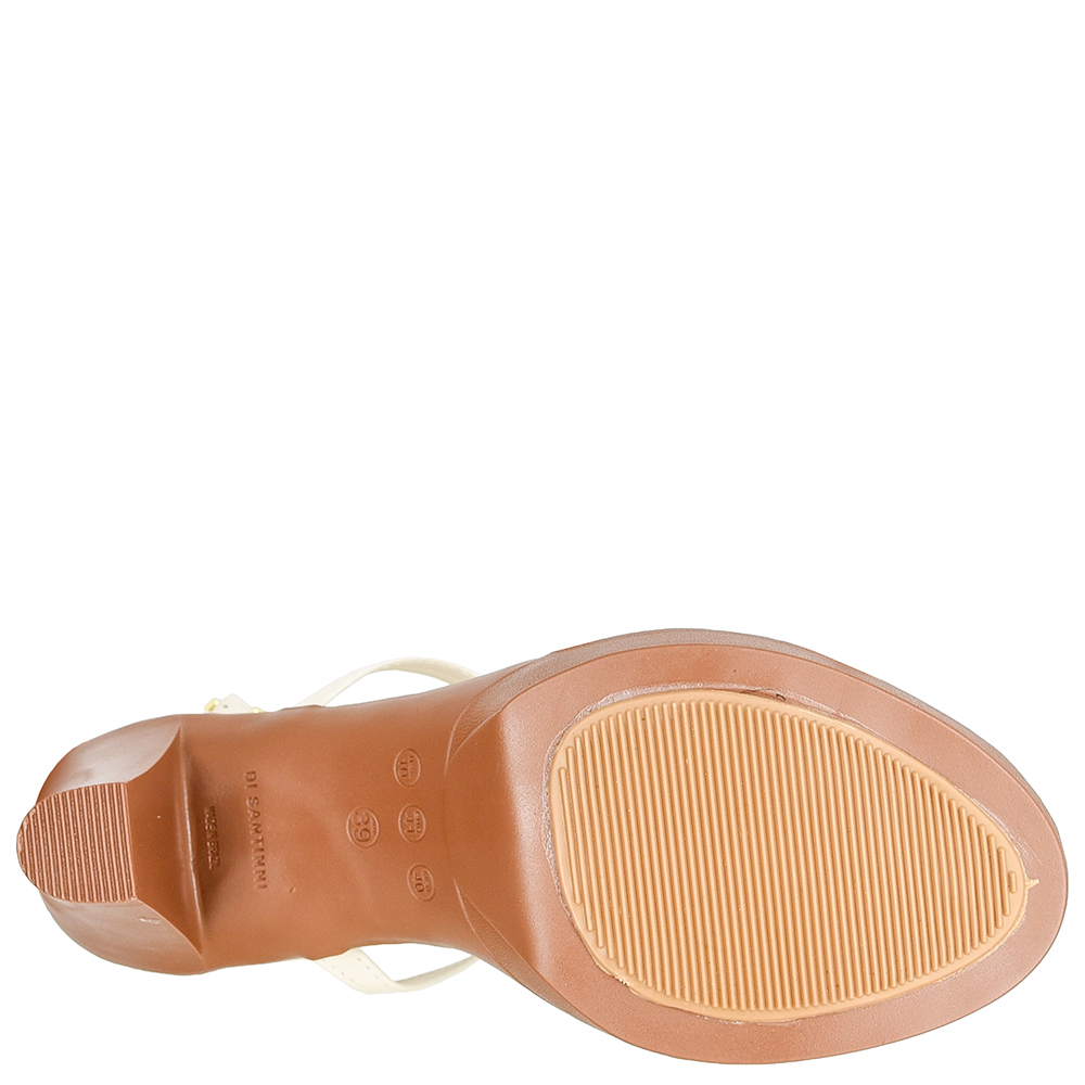 SAND&Aacute;LIA SALTO DI SANTINNI image number 4