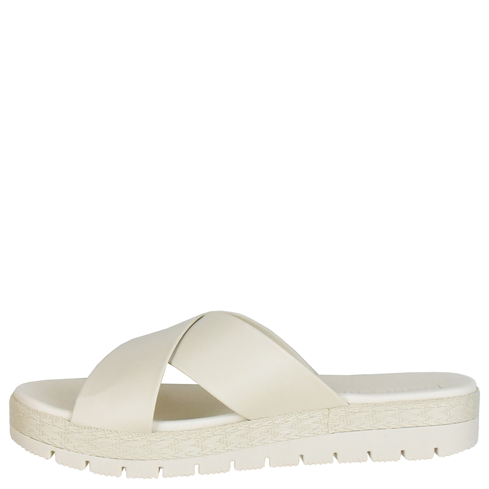 TAMANCO FLATFORM TIRAS CRUZADAS MOLECA image number 3