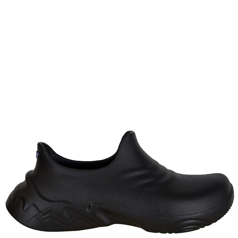 STABLY ST image number 0